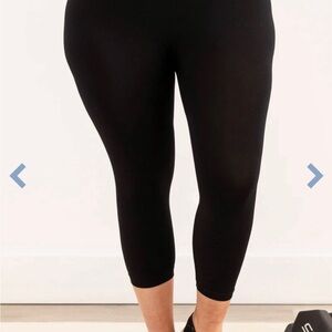 Chic Soul Love Cameron Black Ultra-Stretch Leggings 2X/3X NWOT